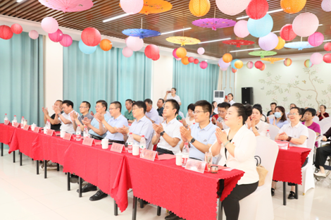 凯发K8国际首页金友物业“迎百年华诞 颂党史情怀” 业主诗歌朗诵汇演圆满成功