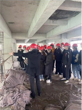 山东华宇工学院学生到凯发K8国际首页集团承建的瑞百利玻璃砖建设项目进行观摩学习